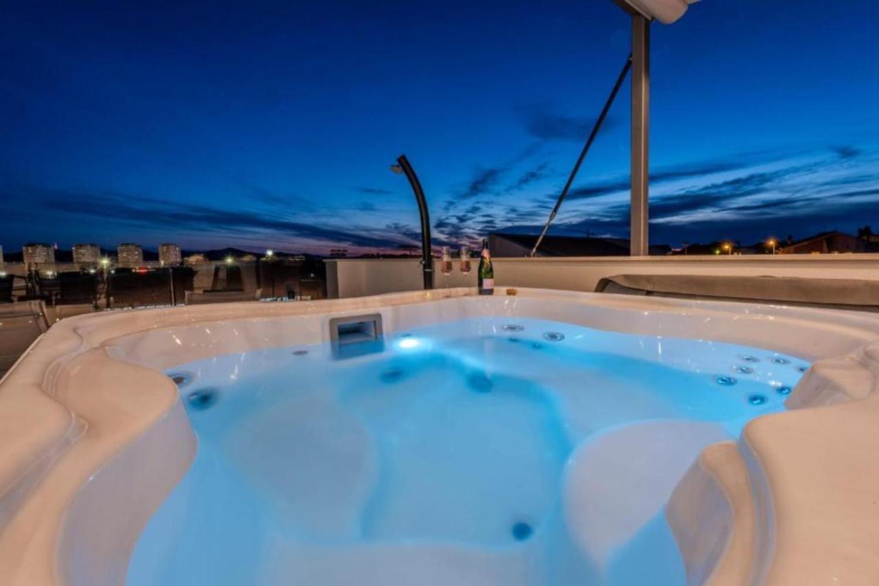 Luxury Majpruz Suites I Задар Екстериор снимка