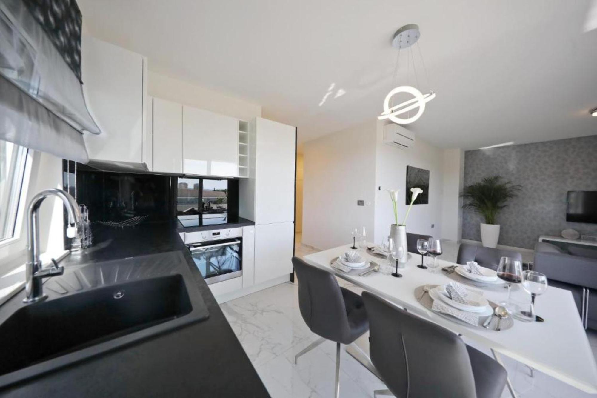 Luxury Majpruz Suites I Задар Стая снимка